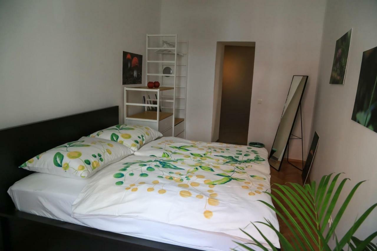 Lovely Apartment In The Heart Of グラーツ エクステリア 写真