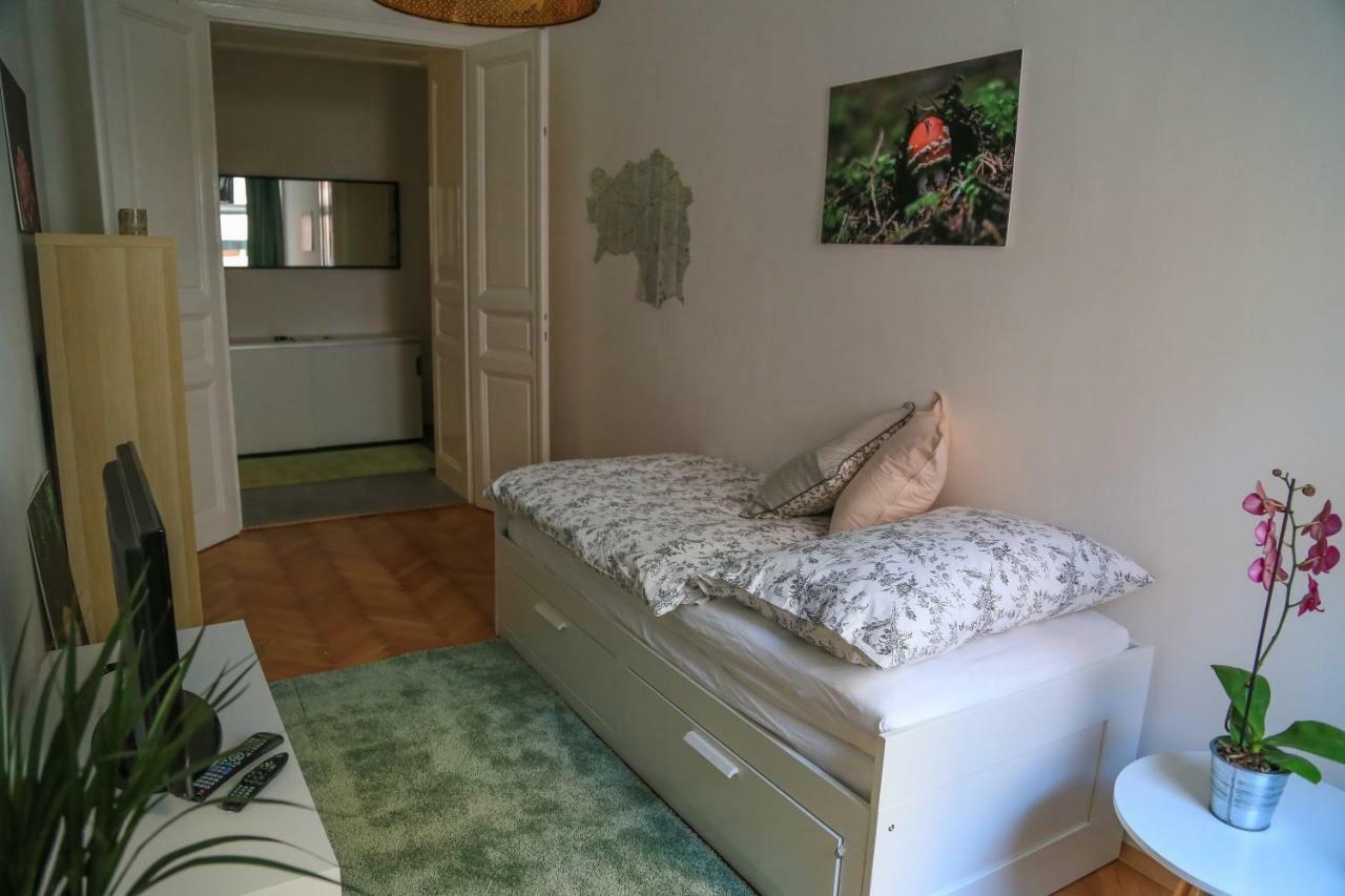 Lovely Apartment In The Heart Of グラーツ エクステリア 写真